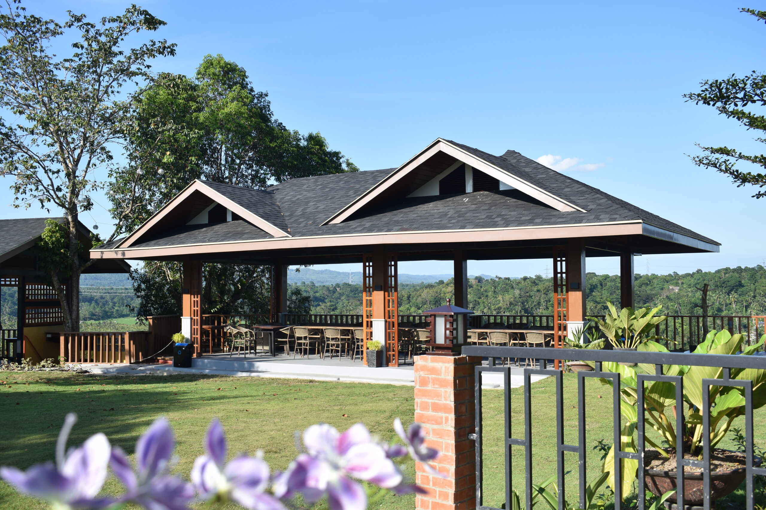 Abatan Riverview Resort Dining Al Fresco
